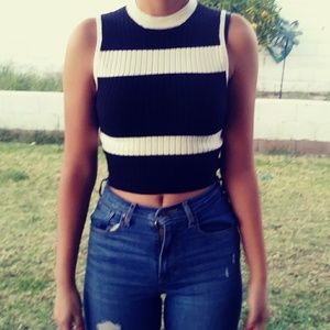 ******SOLD****Crop top